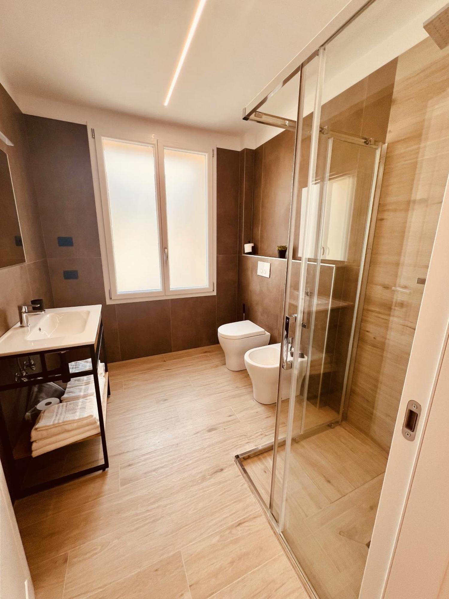 Cinque Terre Hub Suite Art La Spezia Exterior foto
