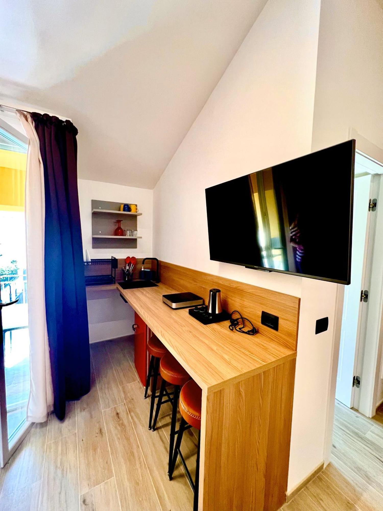 Cinque Terre Hub Suite Art La Spezia Exterior foto
