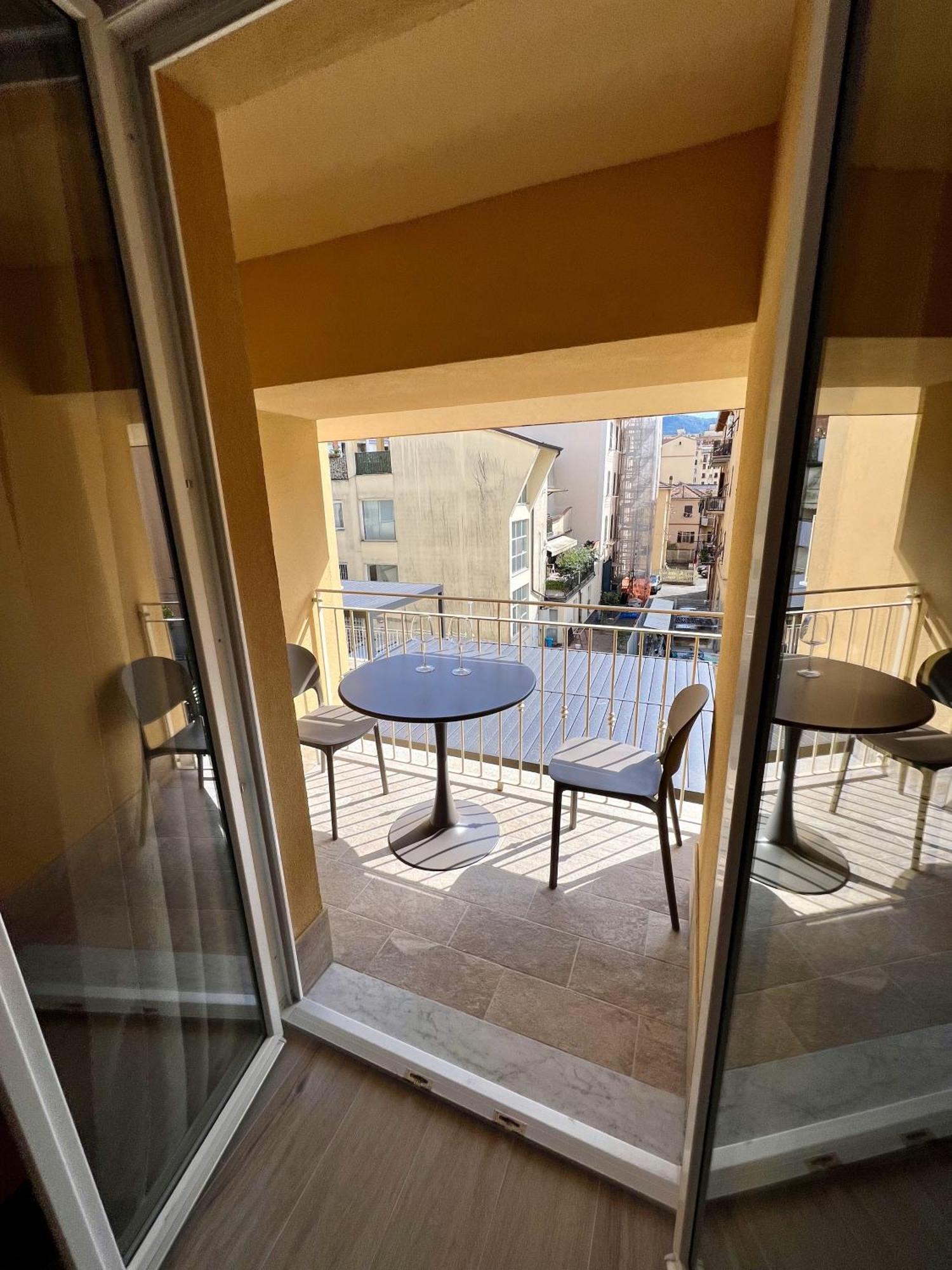 Cinque Terre Hub Suite Art La Spezia Exterior foto